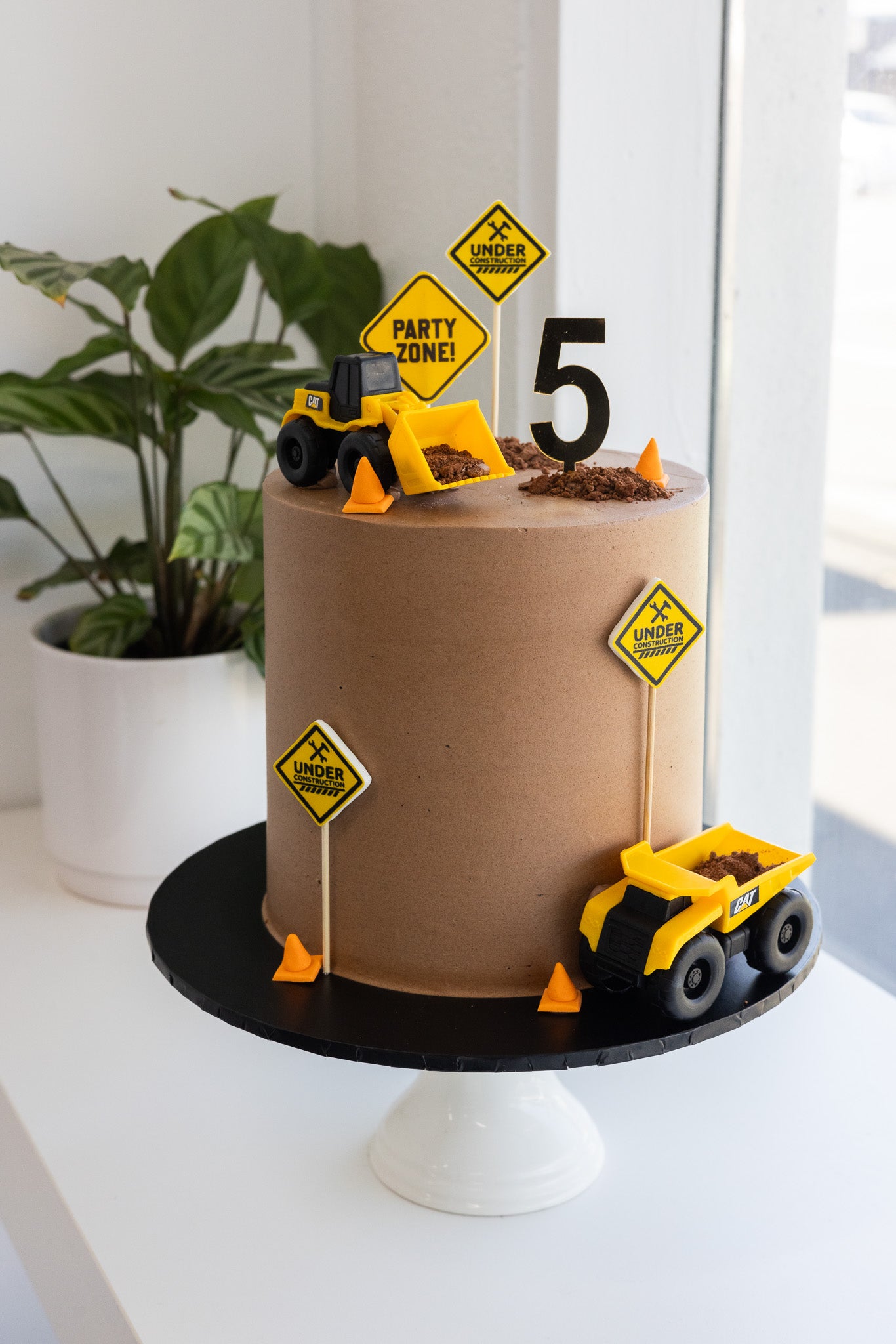 Homemade] Construction Cake #2 : r/food